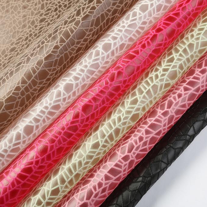 100% Polyester 85GSM 3D Embossed Gift Wrapping Paper 60 Sq Ft Wrapping ...