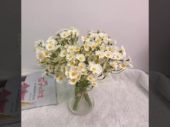 Wholesale from the manufacturer of ins chamomile artificial flower bouquets, small daisies, artifici
