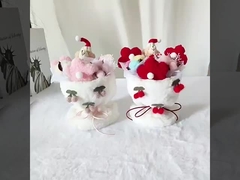 Valentine's Day and Christmas gifts for your girlfriend and best friend: setting up a stall with dol