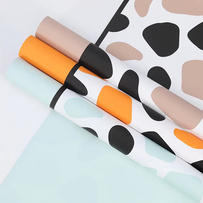 Good price Giraffe Floral Packaging Paper Waterproof Plastics Gravure Printing Wax Specialty Paper online