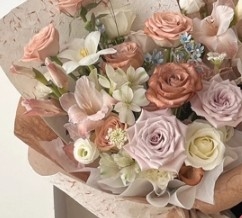 Buy Petal kraft paper retro mixed with Dongba paper flower packaging paper online manufacture