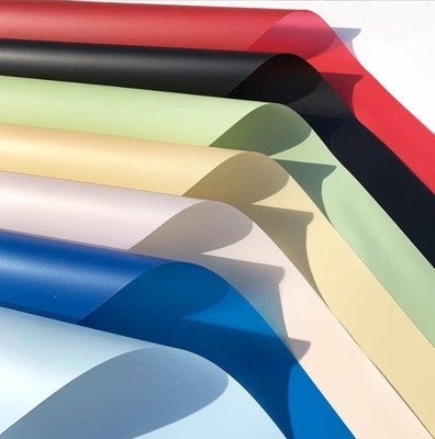 Good price Solid-color matte paper-wrapped flower paper, flower packaging paper material, flower shop bouquet waterproof packaging paper, semi-transparent plastic paper online