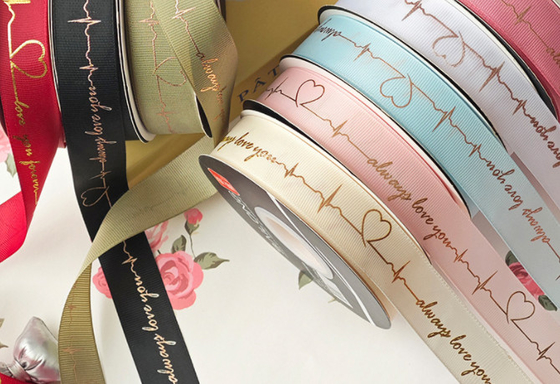Good price Xi Hua Mirror Bag Flower Heartbeat Ribbon Flower Shop Flower Arrangement Hot Stamping Threaded Ribbon Valentine's Day Bouquet Bag Packaging materials online