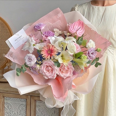 Good price Popular waterproof pleated paper, honeycomb paper, flower packaging, mesh art paper, floral packaging, bouquet lining, gift paper online