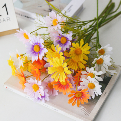 Good price Simulated flower chamomile decoration, fake flower mall living room decoration, flower bouquet, plastic dried flower table decoration, small daisy online