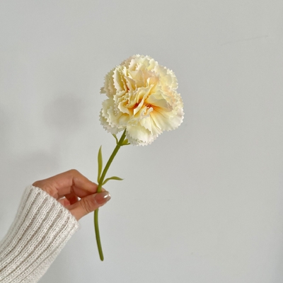 Good price Artificial flowers, artificial carnations, home vases, flower arrangements, festival souvenirs, artificial flower decorations online