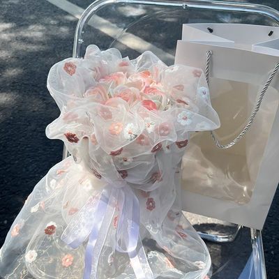 Buy Xiaoxiangfeng rose bouquet, artificial flower soap, preserved flower finished product, high-end birthday gift online manufacture