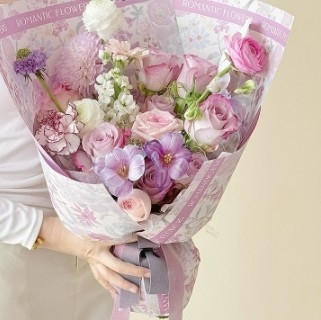 Buy Fresh Flower Packaging Kraft Paper Partysu DIY Floral Arrangement for Regular Blooming Flowers online manufacture