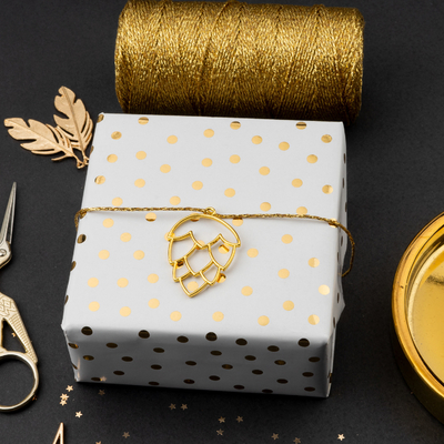 Good price Spotty Gold Stripe Wrapping Paper 85GSM Customized for gift package online