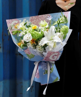 Good price 70gsm Printed Florist Wrapping Paper Waterproof for Bouquet online