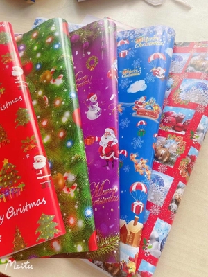 Good price Popular Design Gift Wrap Paper Roll Size 50cm*70cm Christmas Design online