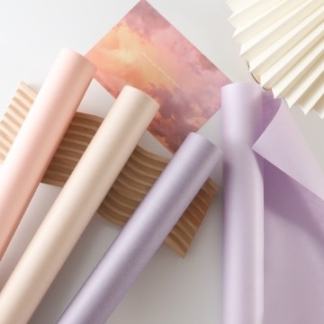 Mutiple Color Paper Kraft Paper Thickened Wedding Flower Packaging Material with Nice Toughness and Pure Color Design