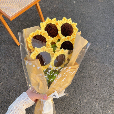 Good price Handmade Crochet Tulip Bouquet Kit DIY Knitting Yarn Flowers Valentine’s Gift for Girlfriend Teacher’s gift online