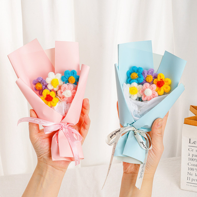 Good price Knitted Pile Mini Bouquet Yarn Flowers Perfect Mother's Day Creative Gift online