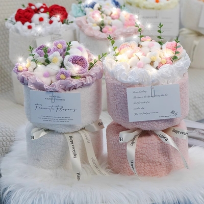 Good price Romantic Little Rabbit Bouquet Finished Product Hand-knitted Wool Rose Valentine's Day Birthday Gift for Girls online