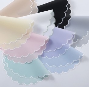 Good price 56*56cm Fashion Cloud Jelly Film Floral Flower Wrapping Paper for Waterproof Protection online