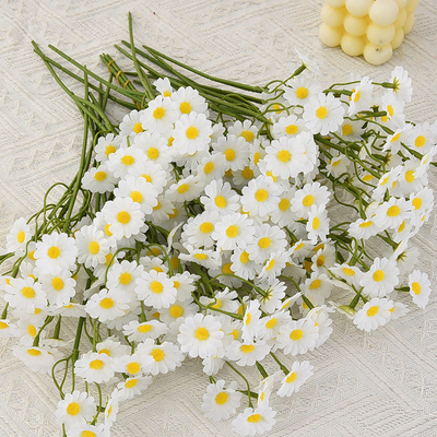 Good price Daisy bouquet with fake flowers, European style living room dining table flower arrangement decoration, dried chamomile bouquet, wild chrysanthemum imitation flowers online