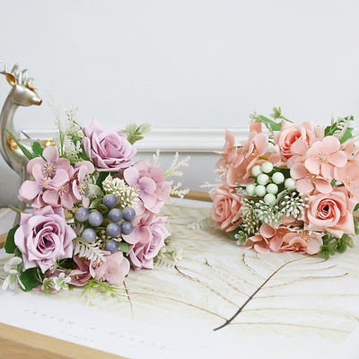Good price Simulated flowers, berry corners, roses, living room decoration, fake flower bouquets, wedding hand-held flowers, photography props, manufacturer wholesale online