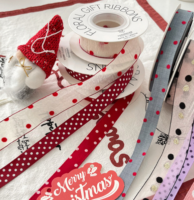 Good price DIY Packaging Essentials White Polka Dot Ribbon Man-Made Bow Tie and Floral Arrangement online
