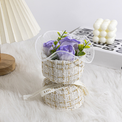 Good price A mini French-style rose soap bouquet for Valentine's Day on May 20th, a birthday gift and souvenir for your boyfriend and girlfriend online