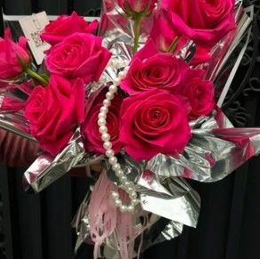 Good price Waterproof BOPP Silver Reflective Metal Mirror Florist Wrapping Paper Floral Flower Bouquet Packing Paper online