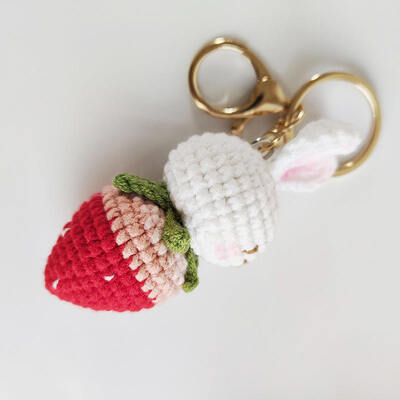 Good price Crochet Strawberry Bunny Keychain Creative Knit Weaved Handmade Cute Rabbit Carrot Doll Bag Accessories Plush Key Chain online