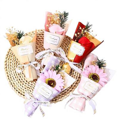 Good price Mini Bouquet Modern Minimalist Soap Flower Mini Dried Flower Bouquet Creative Wedding Guest Favor Holiday Decor Gift online