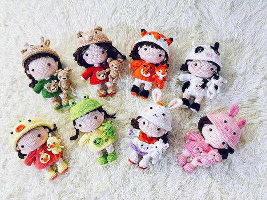 Good price Best Seller For Christmas Crochet Baby Doll With Pet Handmade Cotton Yarn online