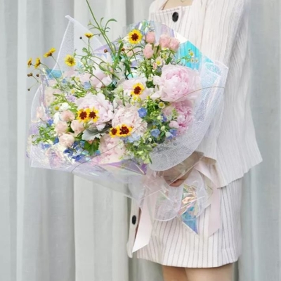 Good price Rainbow PET Florist Wrapping Paper 50cmx50cm Iridescent Cellophane Wrapping Paper online